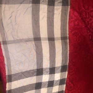 Grey Melange Check Burberry scarf.                  **NEW WITH TAGS**.